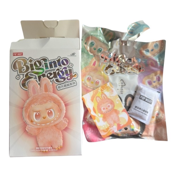 *SOLD* Authentic Labubu Big Into Energy Happiness POPMART Vinyl Face Monster V3 - Picture 4 of 10